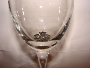 wine glass3.JPG