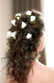 WEDDINGHairhalfupback.jpg