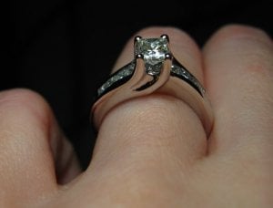 Engagement Ring 10002.jpg