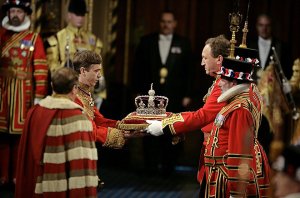 queenstateopeningparliament2007f.jpg