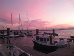 Pink sunset over Lake Champlain VT.jpg