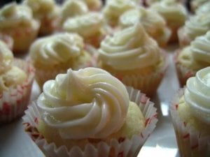 vanilla cuppies mara c sm PS.JPG