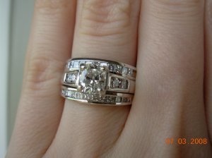 wedding rings on fingers.jpg