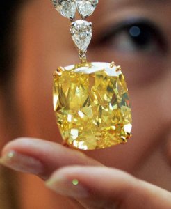 Canary yellow diamond necklace.jpg