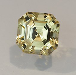 1.38ct.GrossularGarnetAsscher6.61mm2.jpg