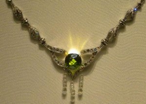 graingerdemantoidnecklace.JPG