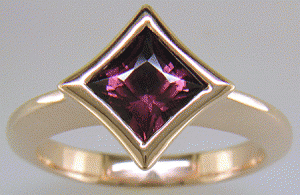 Rosy rhodolite.gif