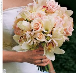 pink pale bouquet.jpg