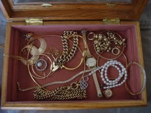 AndiJewelBoxTray2.JPG