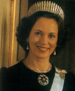 tiara-deenseprbenedicte.jpg