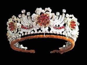 76001 The Burmese ruby tiara.jpg