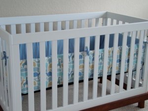 June09037crib.jpg