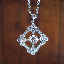 Necklace 1.jpg