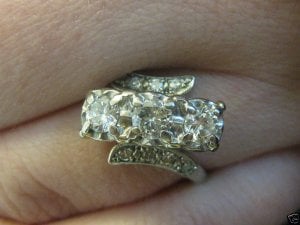 deco 3 stone on finger.jpg