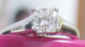 Sis ring Close up 1.jpg