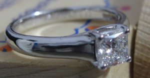 sis_ring Close up 2.jpg