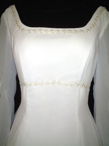 closeupweddingdress.jpg