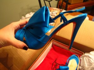 jgglouboutinsblue (10).jpg