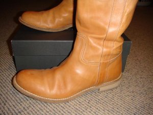 tanboots detail.JPG