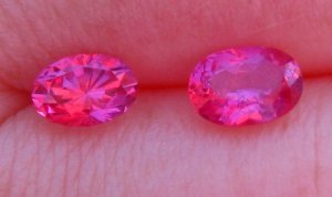 1001smiles-spinels3.jpg