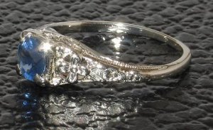 antique sapphire ring2.jpg