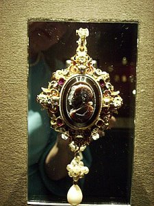 sir-francis-drake-jewel.jpg