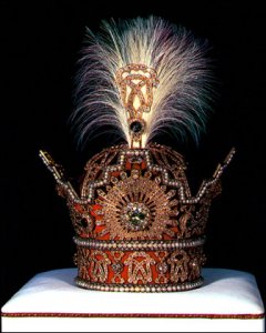 03_pahlavi_crown.jpg