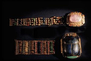 jewelry-of-King-Tut.jpg