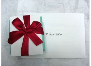 TiffanyXmas19743141.jpg