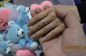 hand shot bears 02.jpg