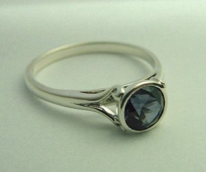 spinel ring.jpg