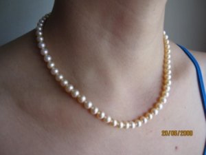 PinkGoldPearl (400 x 300).jpg