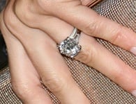 gal_gisele_ring.jpg