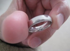 Jeff Wedding Band with embedded 0.1ct diamond.JPG