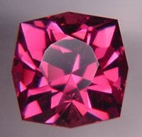 tangagarnetbarry3.17ct8.00mmtanzania.jpg