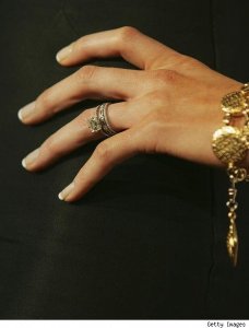 kate-beckinsale-ring.jpg