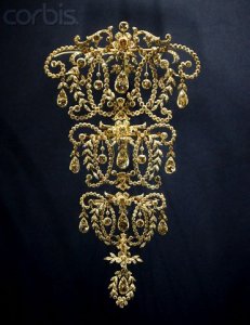 queenmarysstomacher_600x600_100KB.jpg