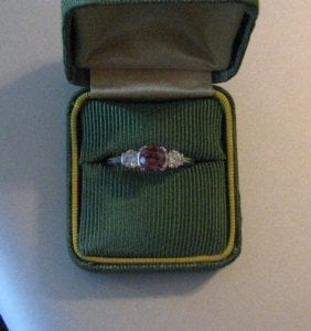 giraffecushion_tacori_garnet_5.jpg