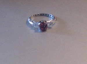 giraffecushion_tacori_garnet_1.jpg