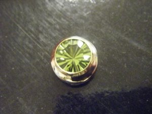 peridotpendantbezeldt0709 003.jpg