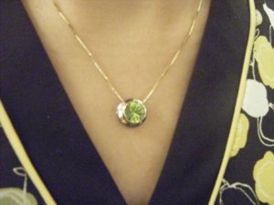 peridotpendantbezeldt0709 007.jpg