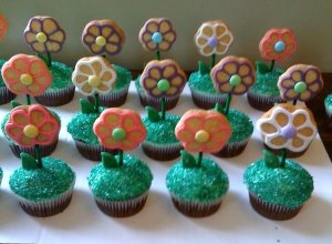 flowercookiecupcakes1.jpg