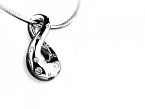 fred diamond infinity pendant.jpg