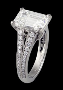 cartier EC ring H4099500_g1.jpg