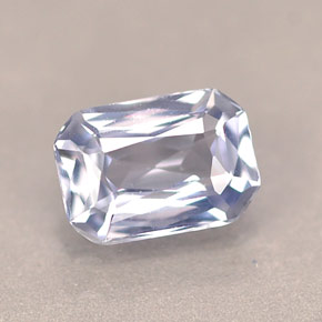 sapphire-gem-236456a.jpg