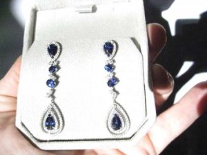 cmssapphireearrings10.jpg