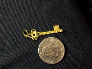 keypendant1A.jpg