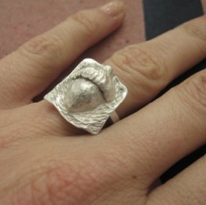 acorn ring.jpg