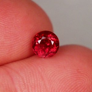 burma spinel gemline 34586.jpg