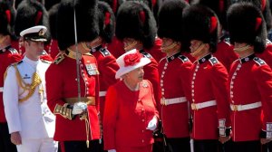 CanadaDay2010Queen.jpg